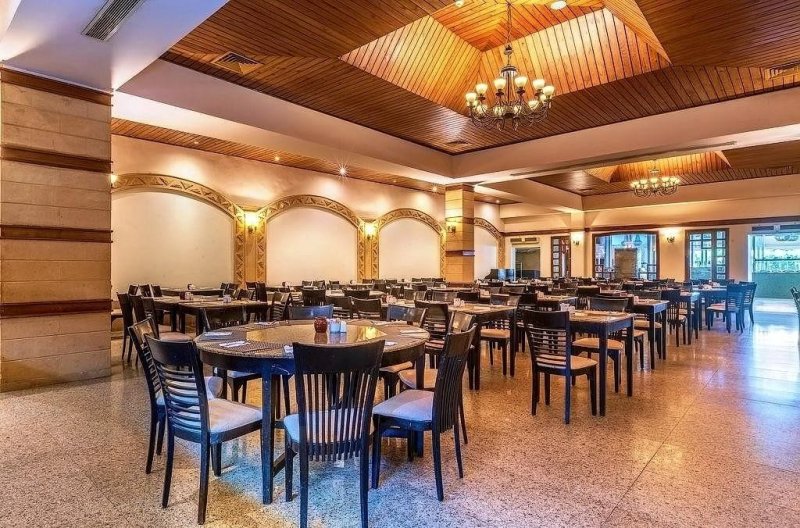 Hurghada utazás Sindbad Club