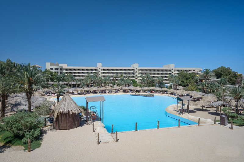 Hurghada utazás Sindbad Club