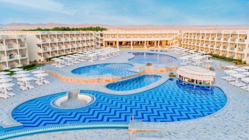 Marsa Alam utazás Sirena Beach Resort & Spa