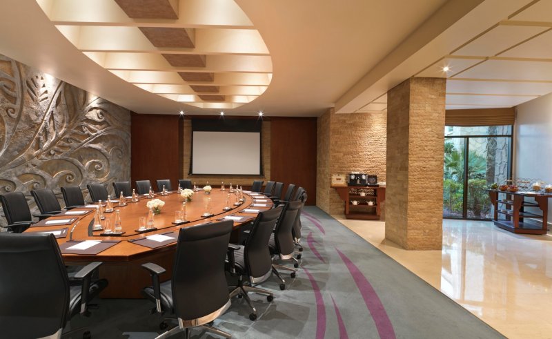 Dubai utazás Sofitel Dubai The Palm Resort And Spa