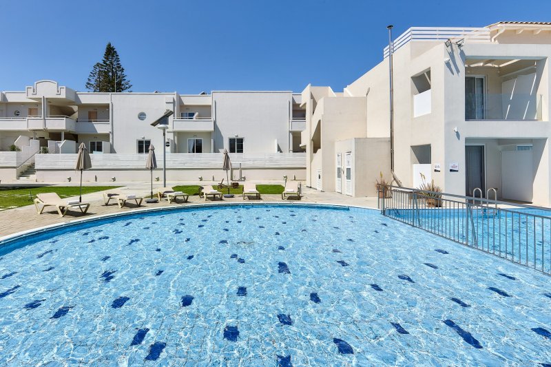 Kréta Gouves utazás St. Constantin