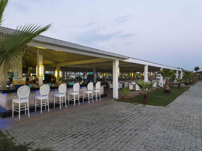 Sultan Of Dreams Hotel & Spa Side
