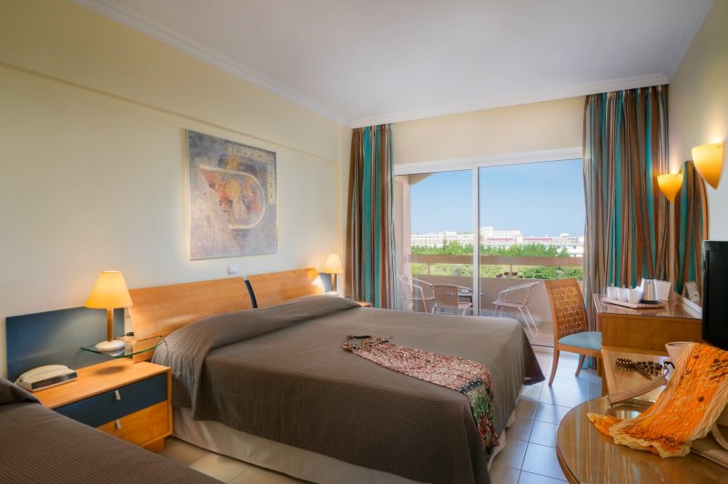 Rodosz Ialyssos utazás Sun Beach Resort Complex