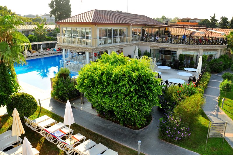 Sun Club Side Side