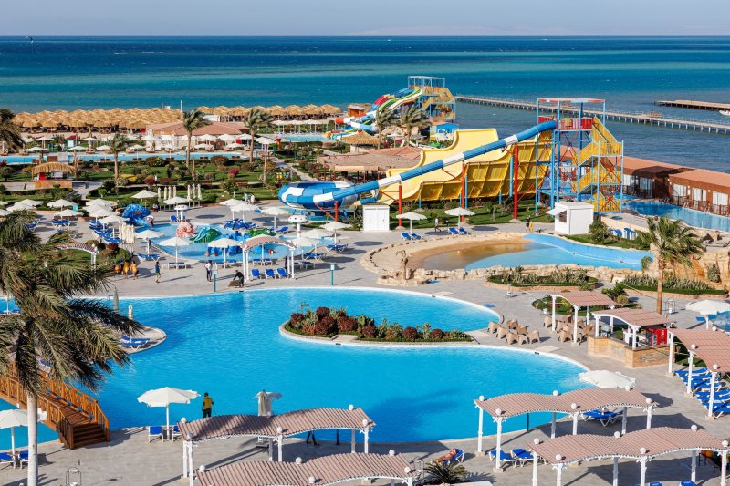 Hurghada utazás Sunrise Alora Aqua Park Resort