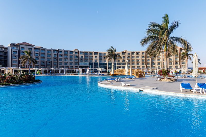 Hurghada utazás Sunrise Alora Aqua Park Resort