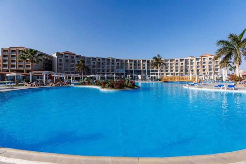 Hurghada utazás Sunrise Alora Aqua Park Resort