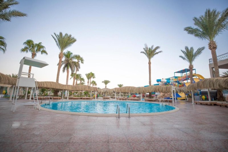 Hurghada utazás Sunrise Aqua Joy Resort
