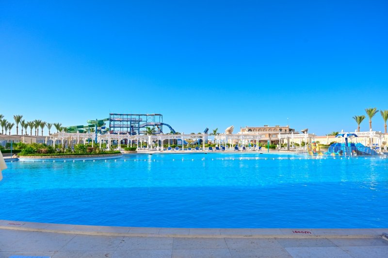 Hurghada utazás Sunrise Azalea Aqua Park Resort