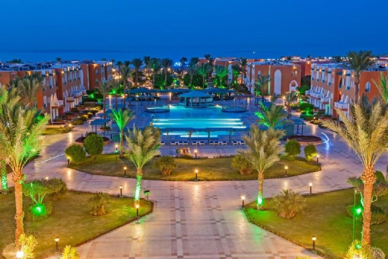 Hurghada utazás Sunrise Garden Beach