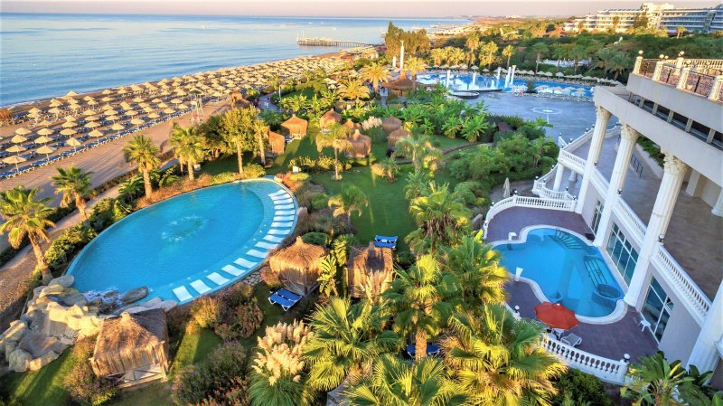 Sunrise Resort Side