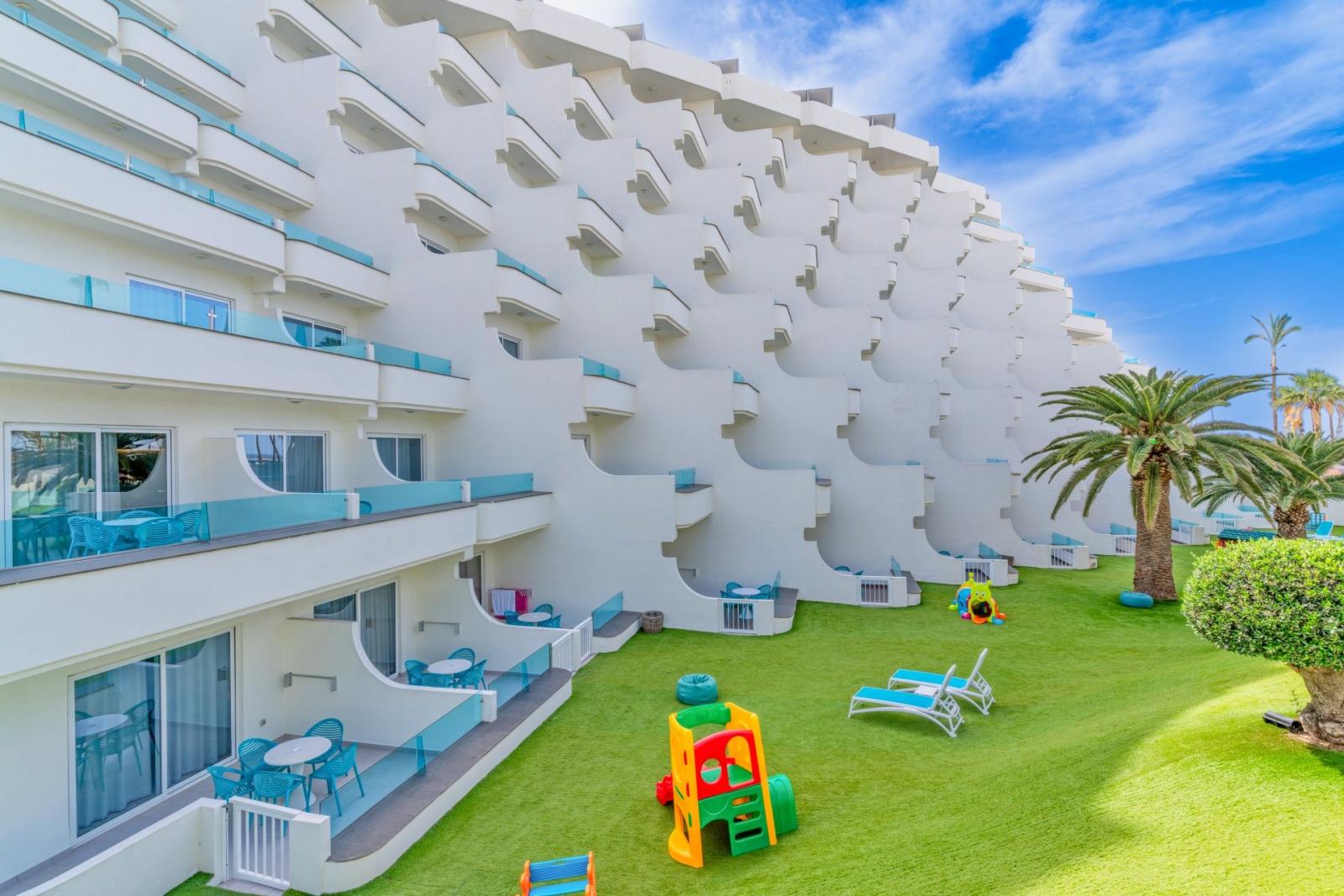 Hovima La Pinta Beachfront Family Hotel Tenerife Costa Adeje