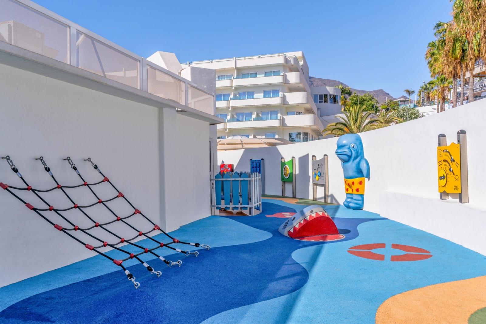 Hovima La Pinta Beachfront Family Hotel Tenerife Costa Adeje
