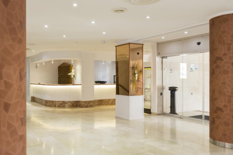 Mallorca utazás Tent Bahia De Palma