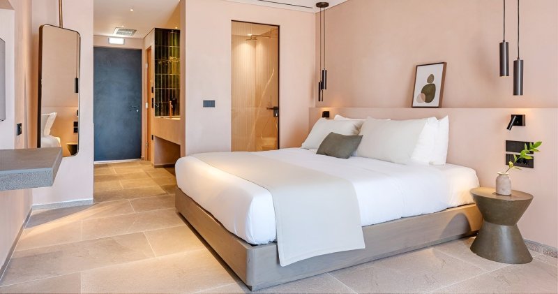 Junior lakosztály, privát medence