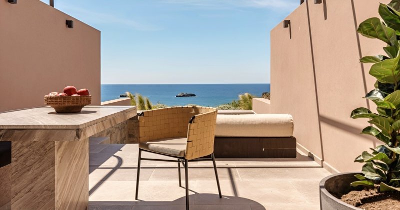 Junior lakosztály, privát medence