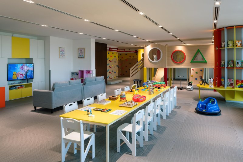 Dubai utazás Th8 Palm Dubai Beach Resort Vignette Collection