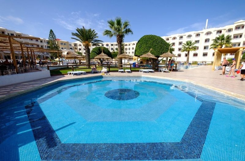 Mahdia utazás Thapsus Beach Resort