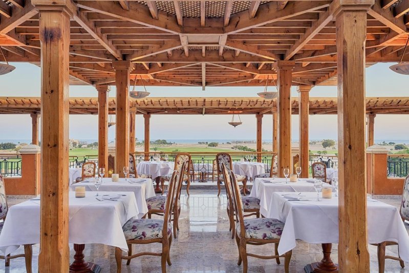 Hurghada utazás The Cascades Golf Resort, Spa & Thalasso