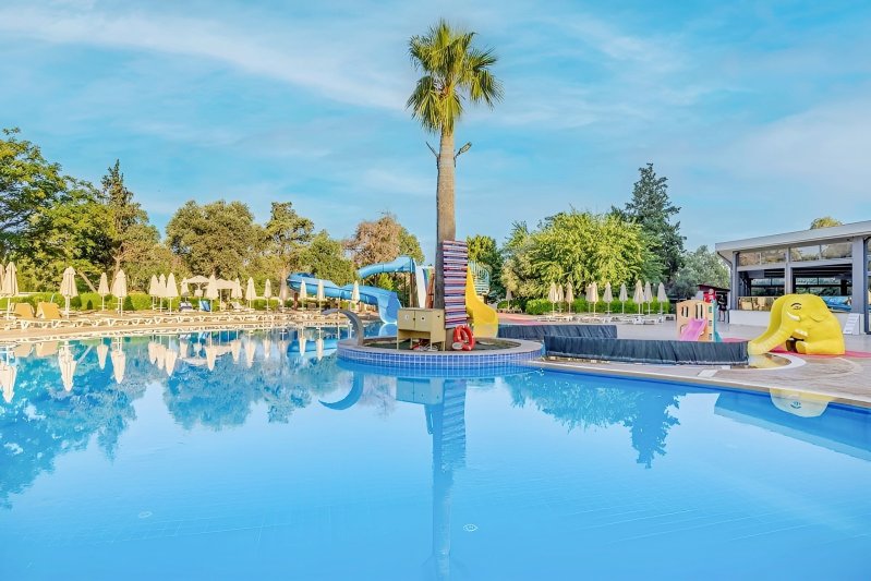 Bodrum utazás The Holiday Resort