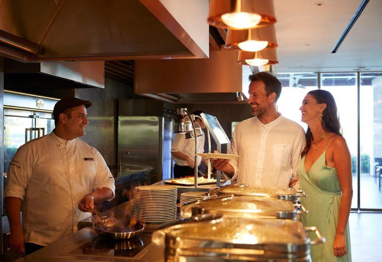 Rodosz utazás The Ixian Grand & Suites