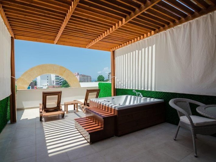 Alanya utazás The Lumos Deluxe Resort