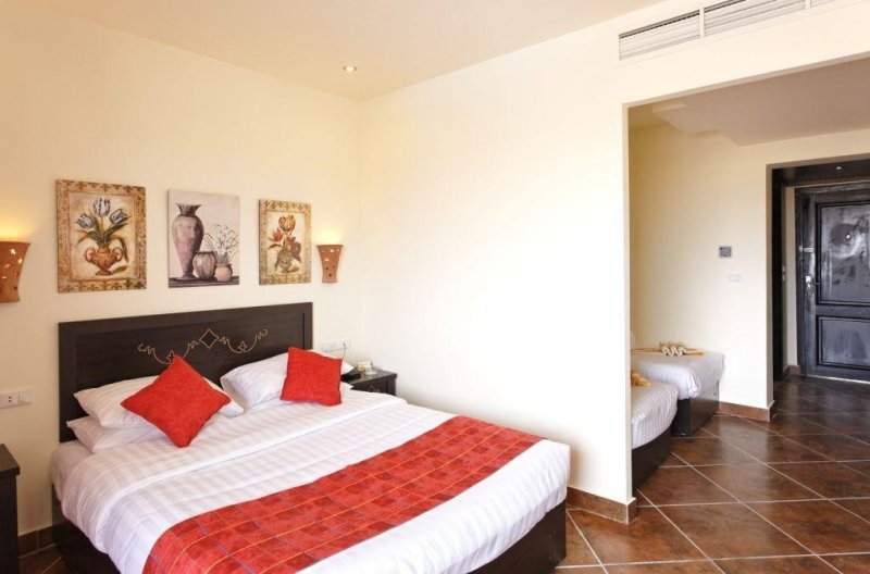 Marsa Alam utazás Three Corners Sea Beach