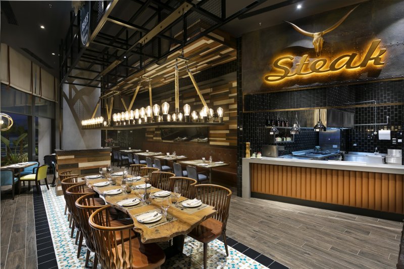 Antalya utazás Titanic Deluxe Lara