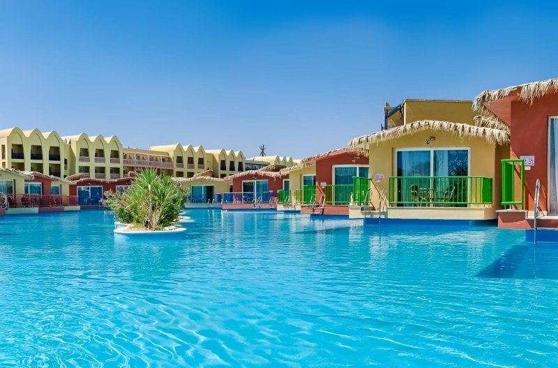 Hurghada utazás Titanic Palace Resort