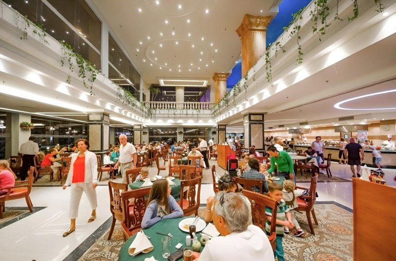 Hurghada utazás Titanic Palace Resort