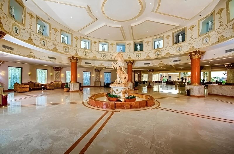 Hurghada utazás Titanic Palace Resort