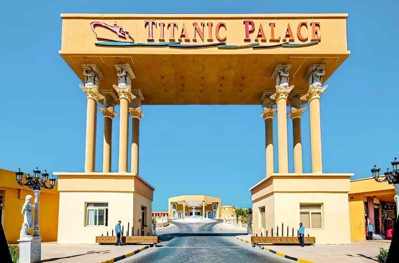 Hurghada utazás Titanic Palace Resort