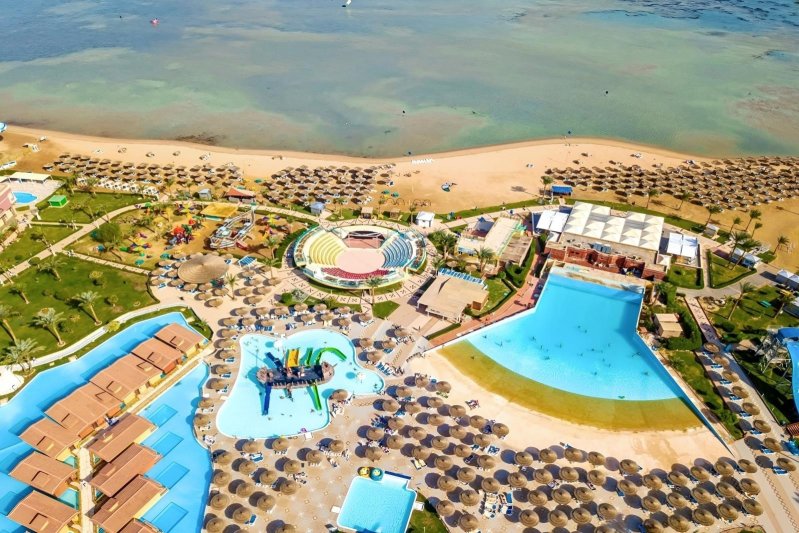 Hurghada utazás Titanic Palace Resort