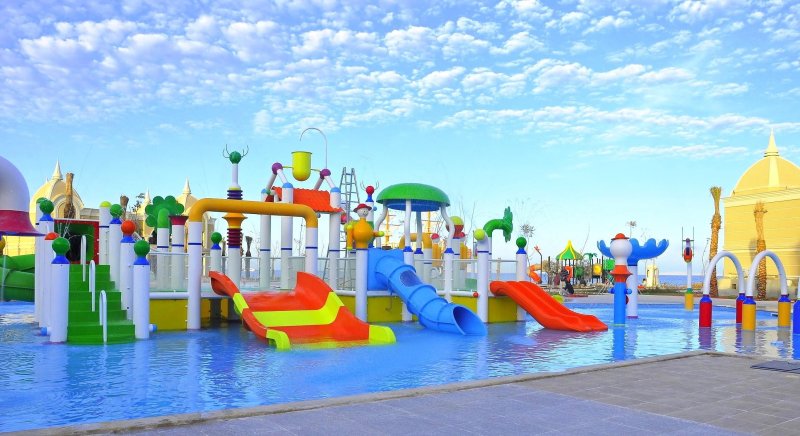 Hurghada utazás Titanic Royal Resort