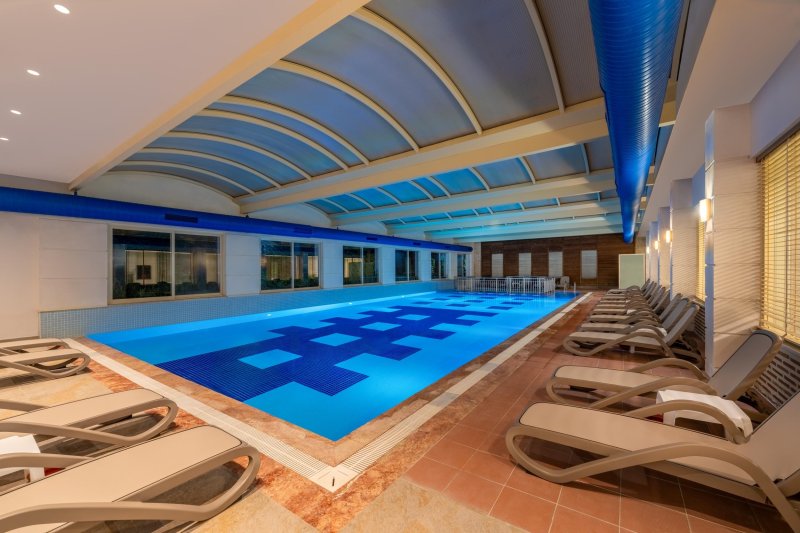 Trendy Palm Beach Side