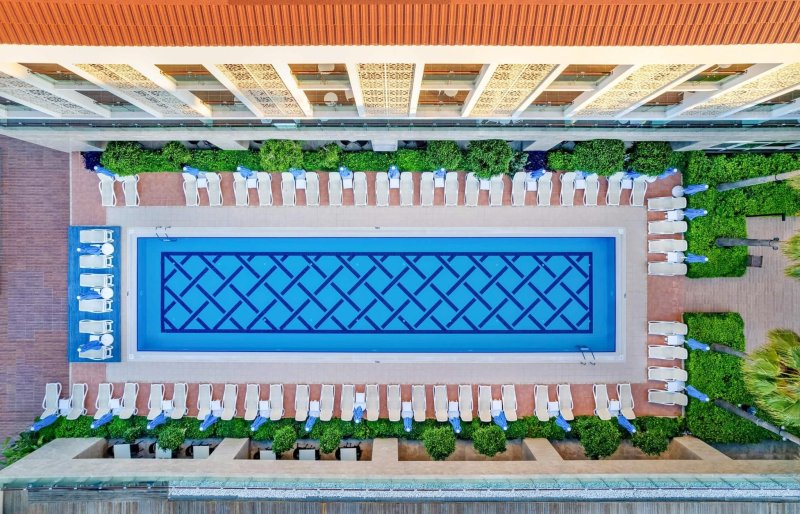 Trendy Verbena Beach Side
