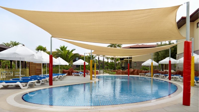 Tui Blue Palm Garden Side