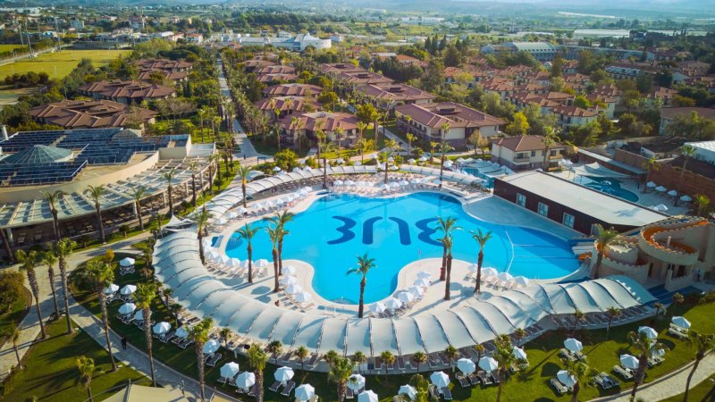 Tui Blue Palm Garden Side