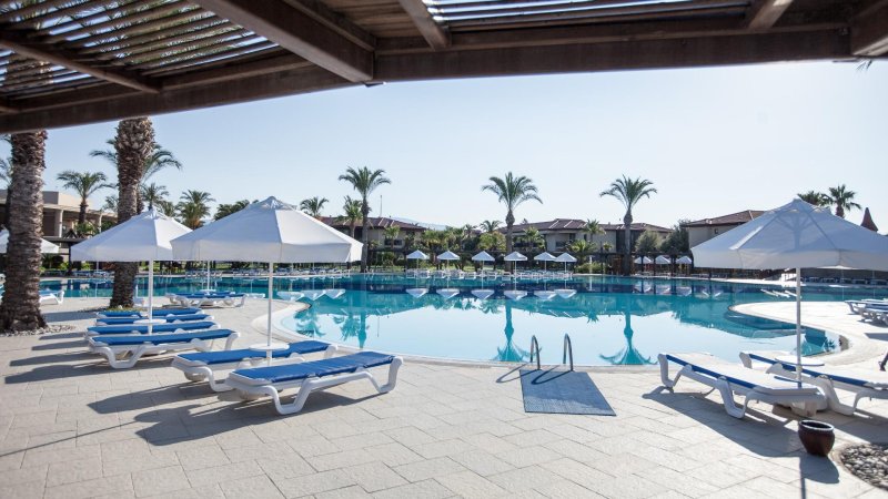 Tui Blue Palm Garden Side