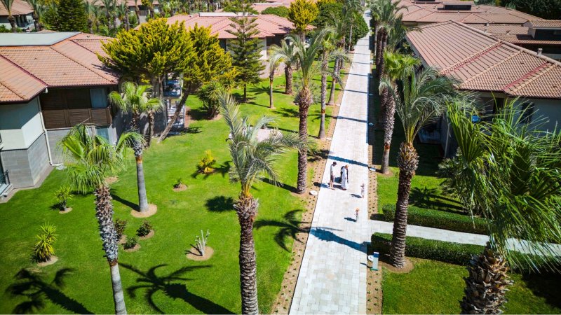Tui Blue Palm Garden Side