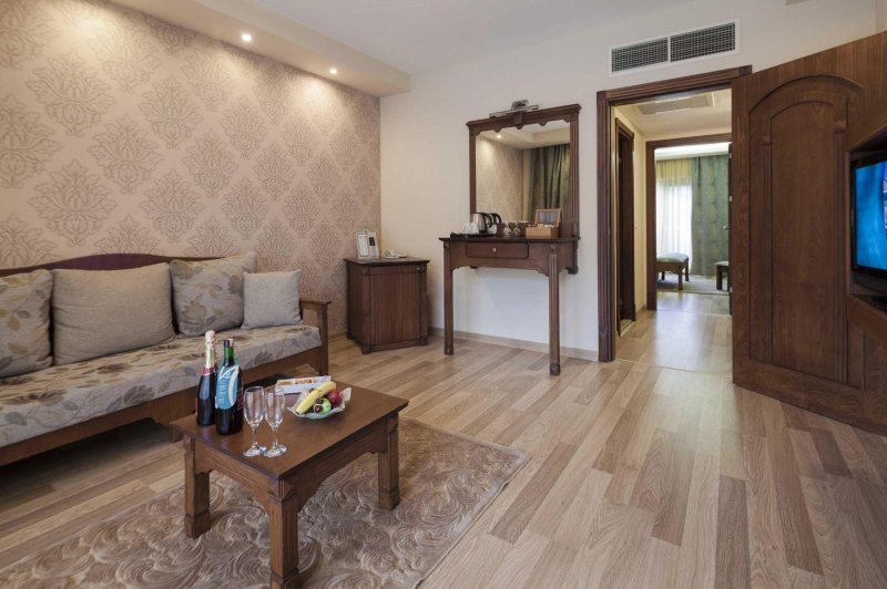 Junior lakosztály Select