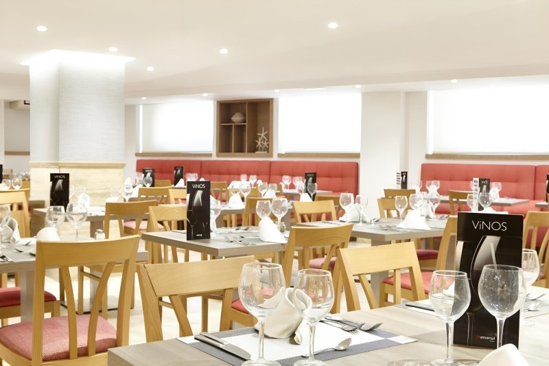 Mallorca utazás Universal Perla 