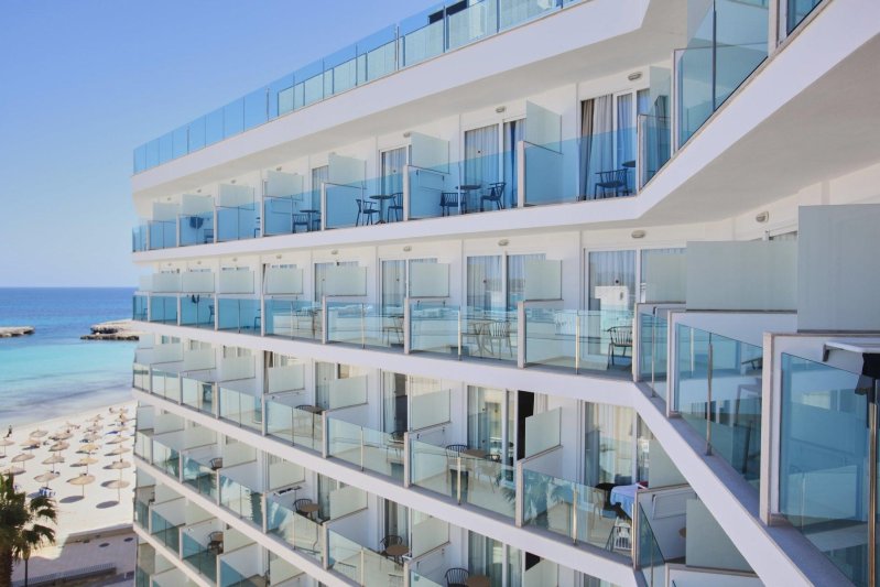 Mallorca utazás Universal Perla 