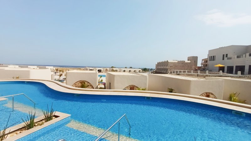 Medenceparti szoba - külső