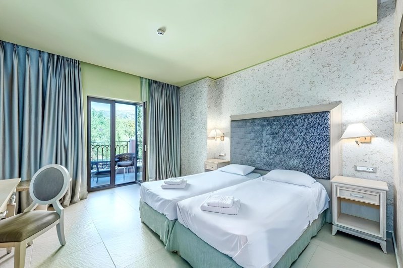 Kefalónia utazás Utopia Resort & Spa