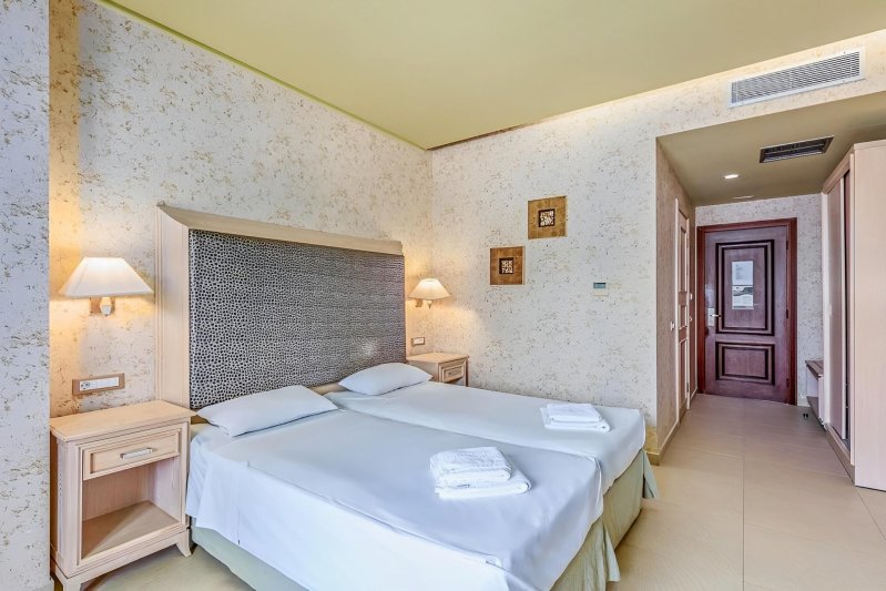 Kefalónia utazás Utopia Resort & Spa