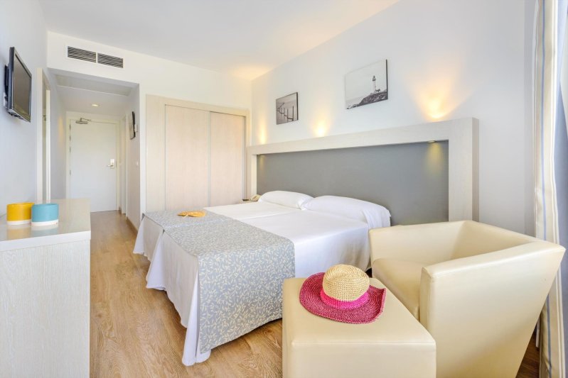 Mallorca utazás Vibra Beverly Playa