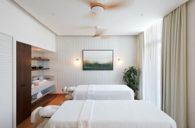 Ajman utazás Vida Beach Resort Umm Al Quwain