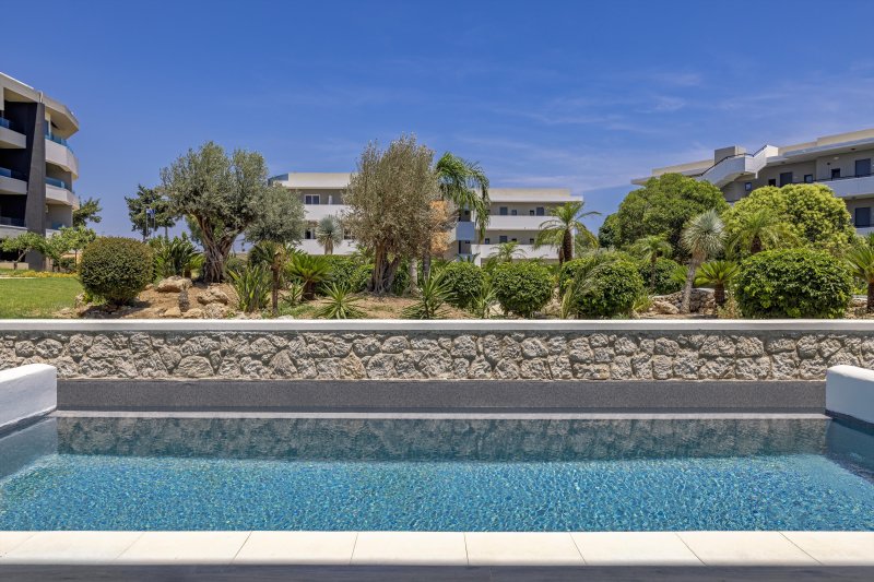 Komfort szoba kétszemélyes ággyal - saját medencével