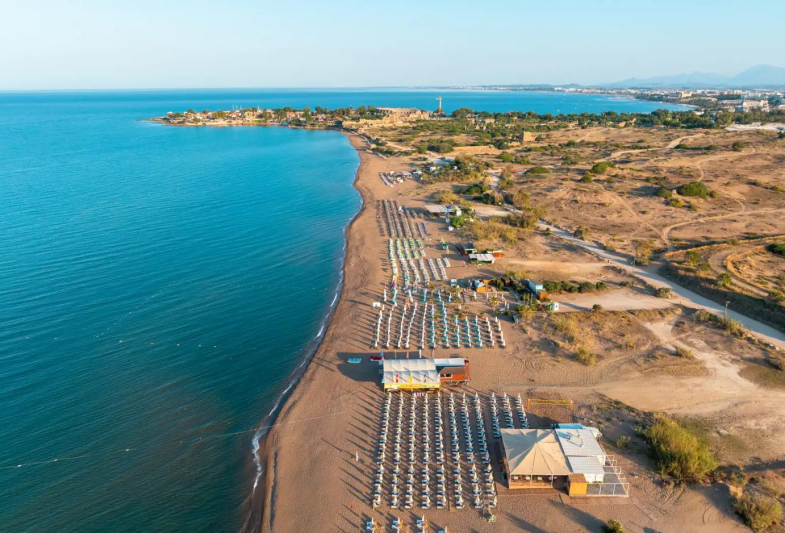 Vox Maris Resort Side
